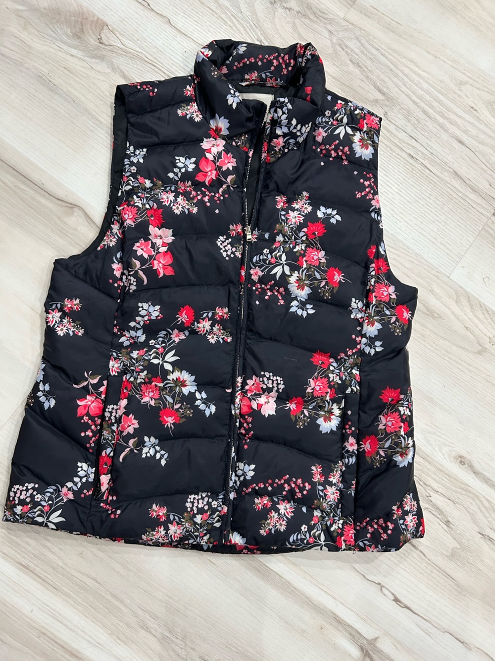 LOFT Black Floral Quilted Puffer Vest